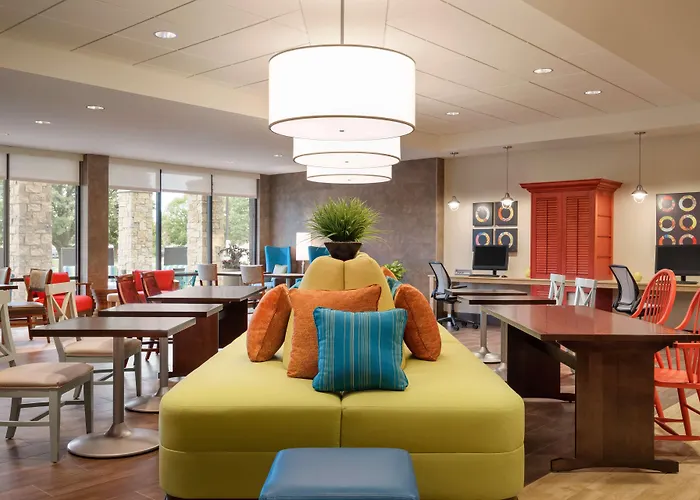 Home2 By Hilton Plainfield Hotel 3*