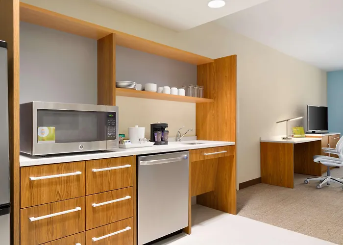 Hotel Home2 By Hilton Plainfield 3*