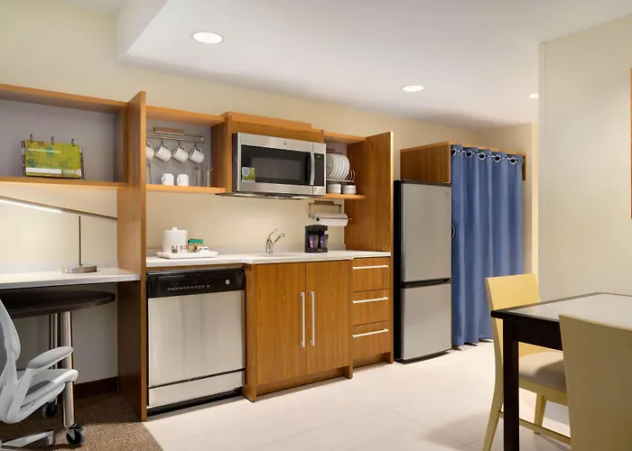 Home2 By Hilton Plainfield 3*